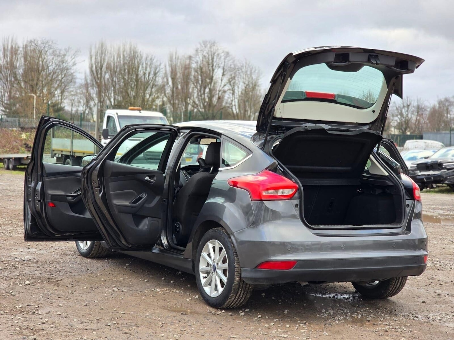 Used Ford Focus 2017 for sale - 77211344: Photo 9