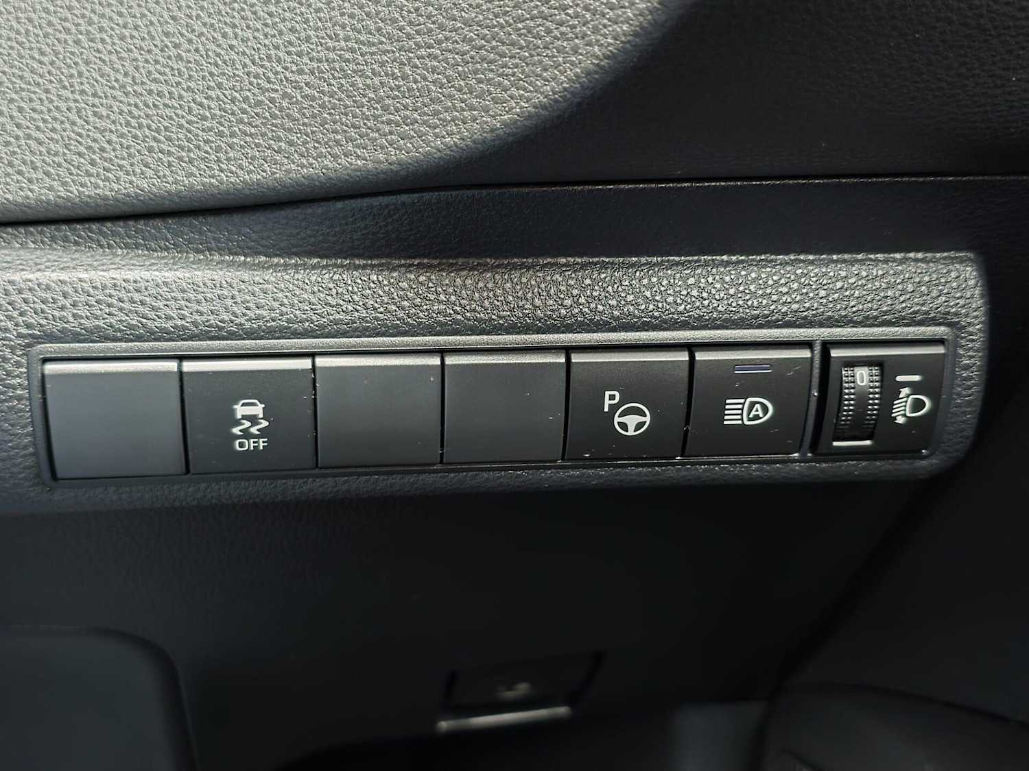 Used Toyota Corolla 2019 for sale - 77450965: Photo 24