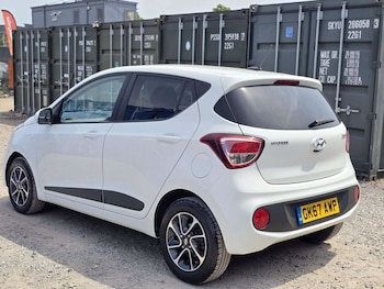 Used Hyundai i10 2017 for sale - 78906626: Photo