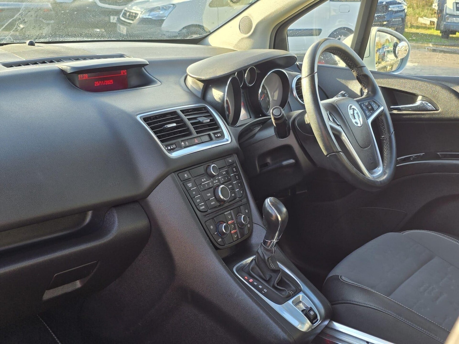 Used Vauxhall Meriva 2015 for sale - 76416357: Photo 25