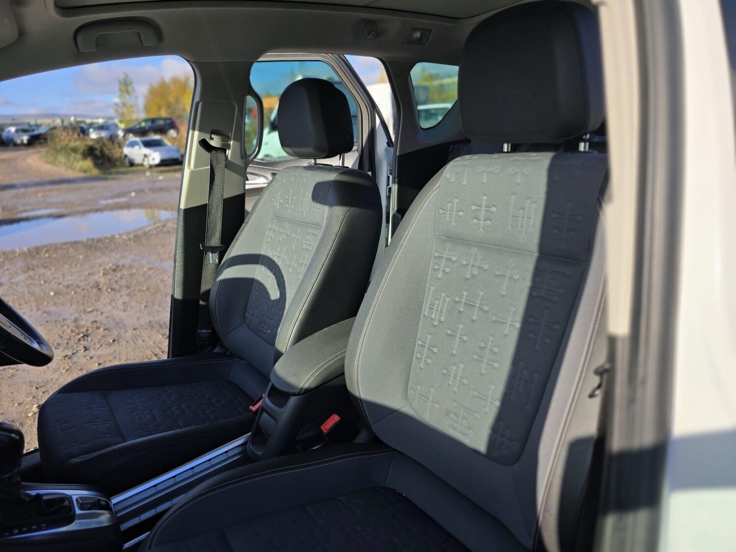 Used Vauxhall Meriva 2015 for sale - 76416357: Photo 37