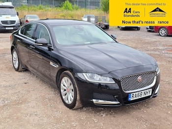 Used Jaguar XF 2019 for sale - 77024140: Photo