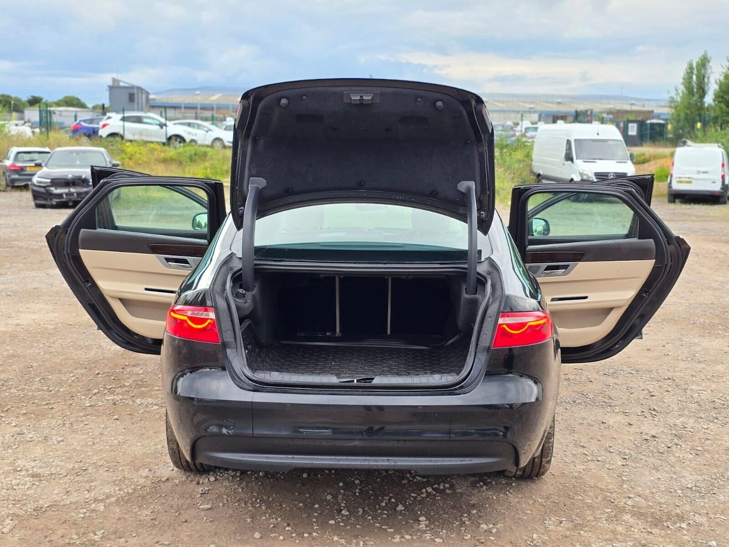 Used Jaguar XF 2019 for sale - 77024140: Photo 33