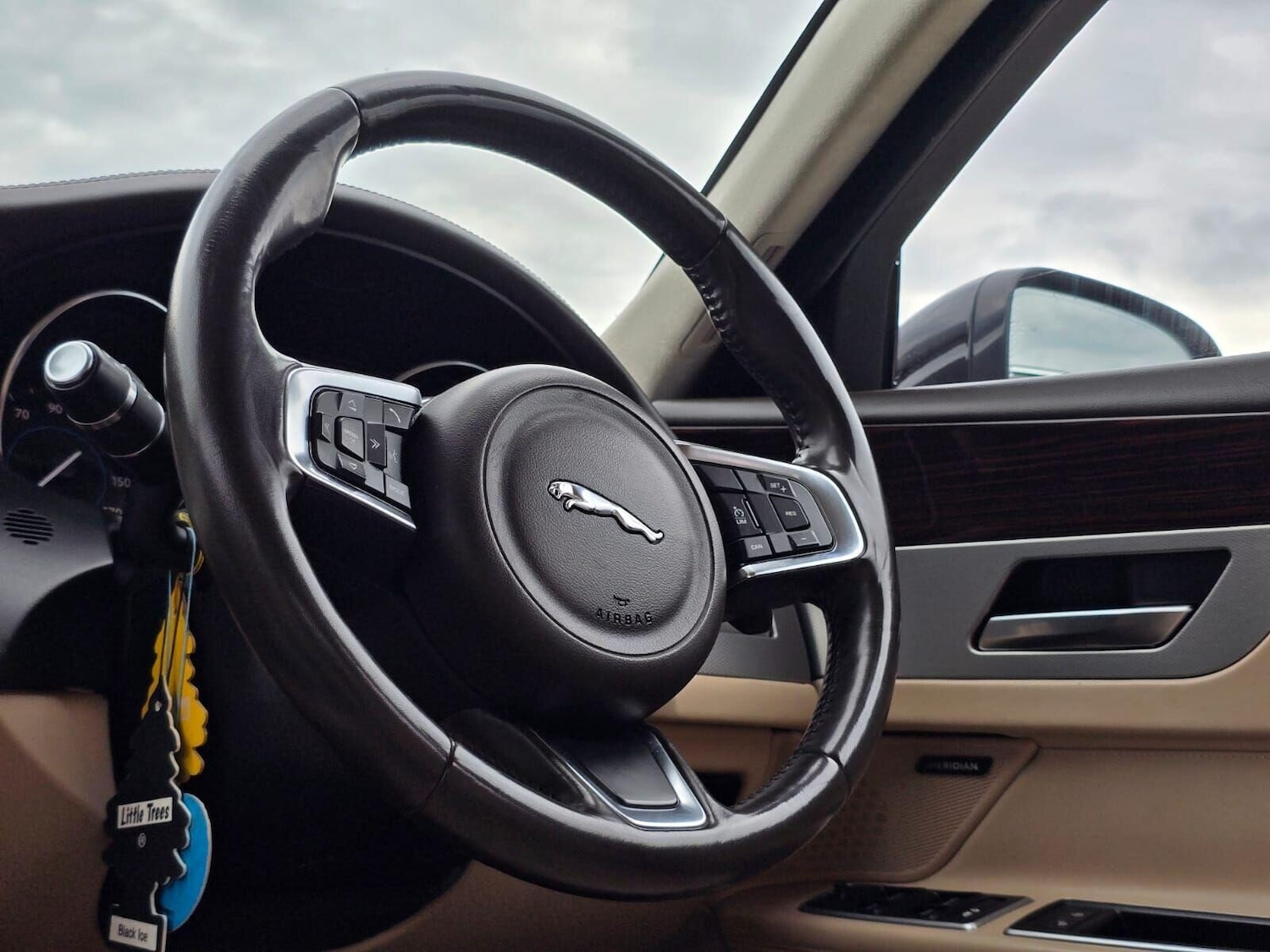 Used Jaguar XF 2019 for sale - 77024140: Photo 36