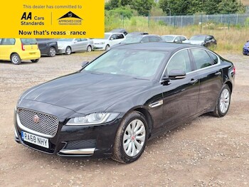 Used Jaguar XF 2019 for sale - 77024140: Photo