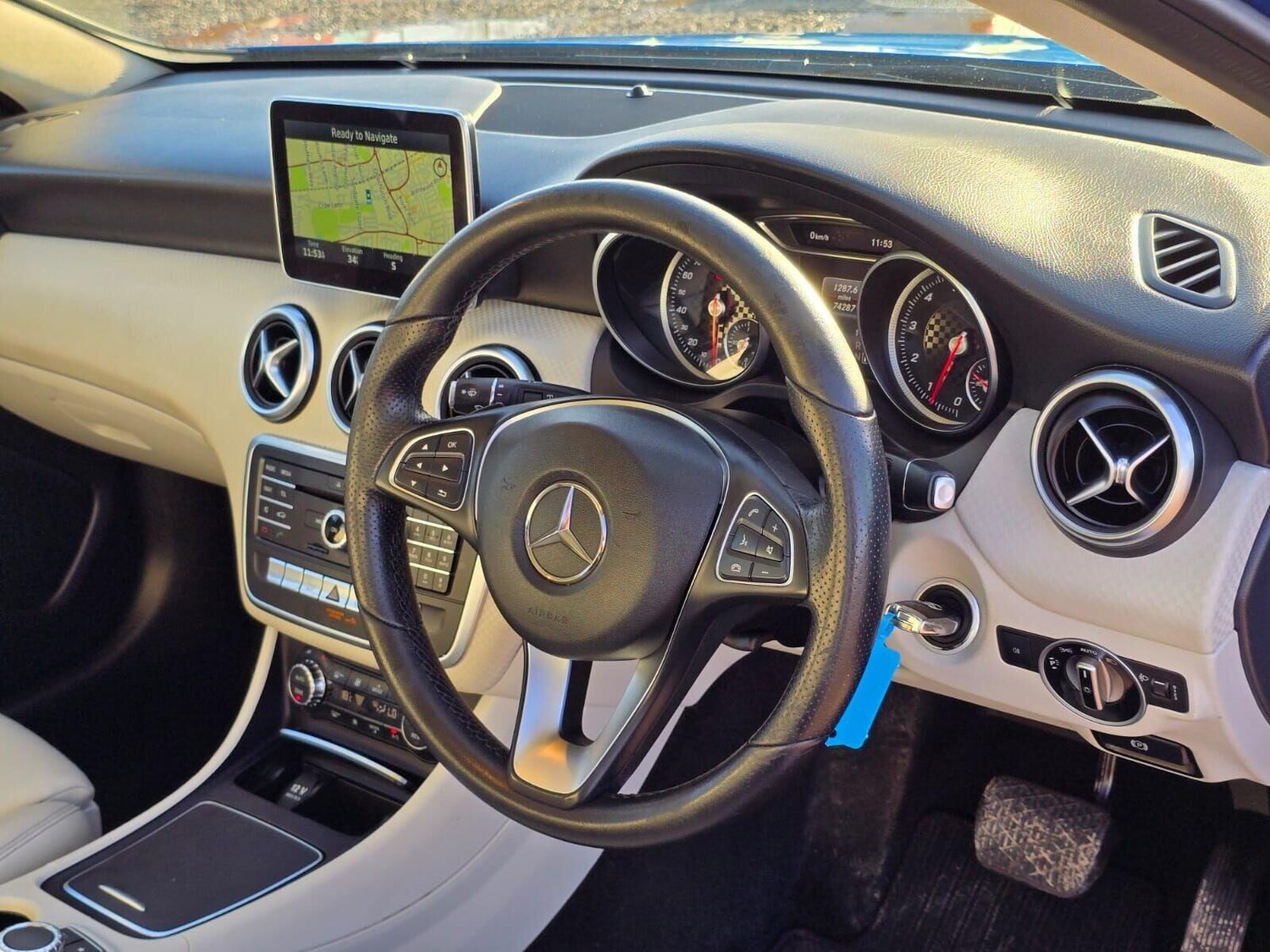 Used Mercedes-Benz A-Class 2016 for sale - 76653873: Photo 37