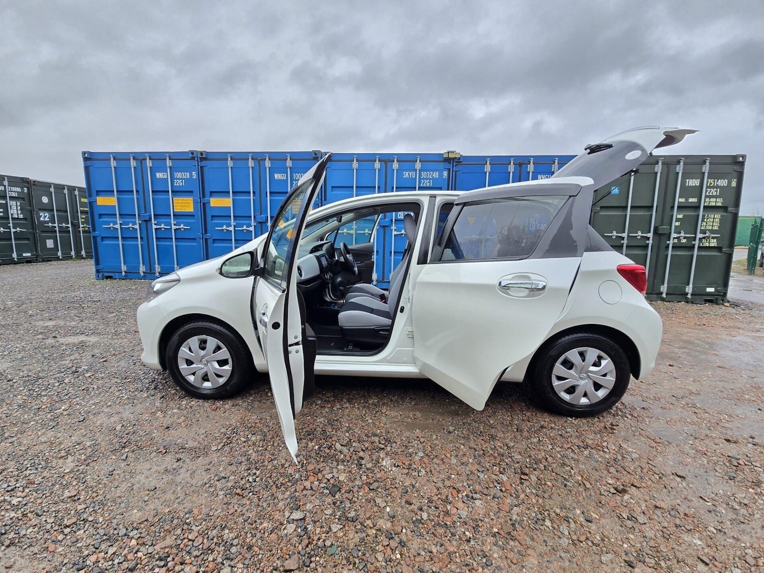 Used Toyota Yaris 2025 for sale - 77298567: Photo 11