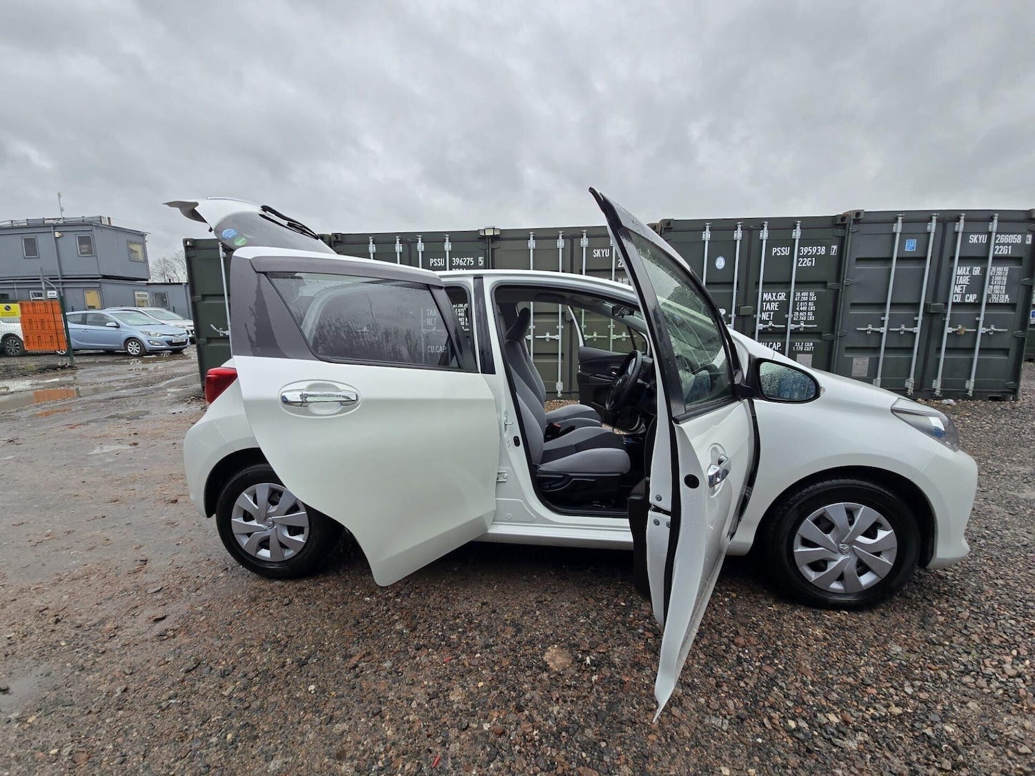 Used Toyota Yaris 2025 for sale - 77298567: Photo 14