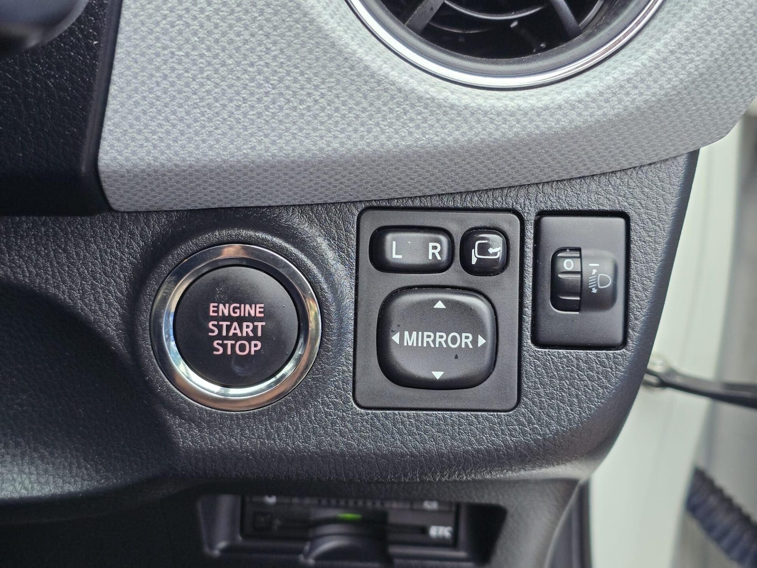 Used Toyota Yaris 2025 for sale - 77298567: Photo 26