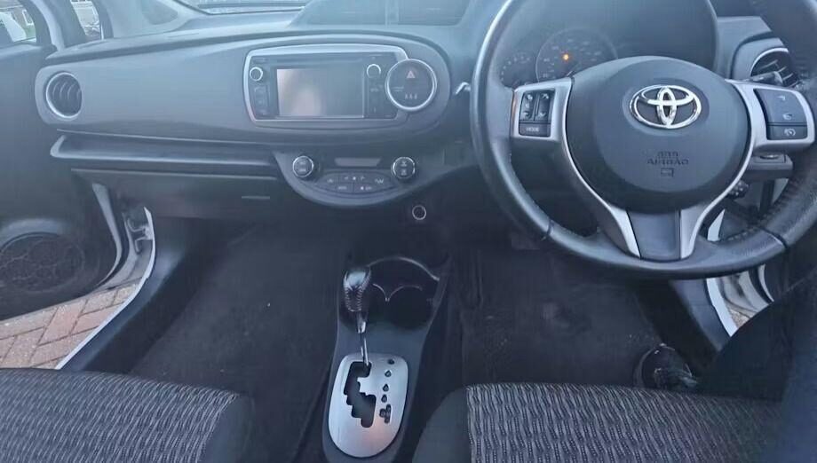 Used Toyota Yaris 2014 for sale - 77435937: Photo 5