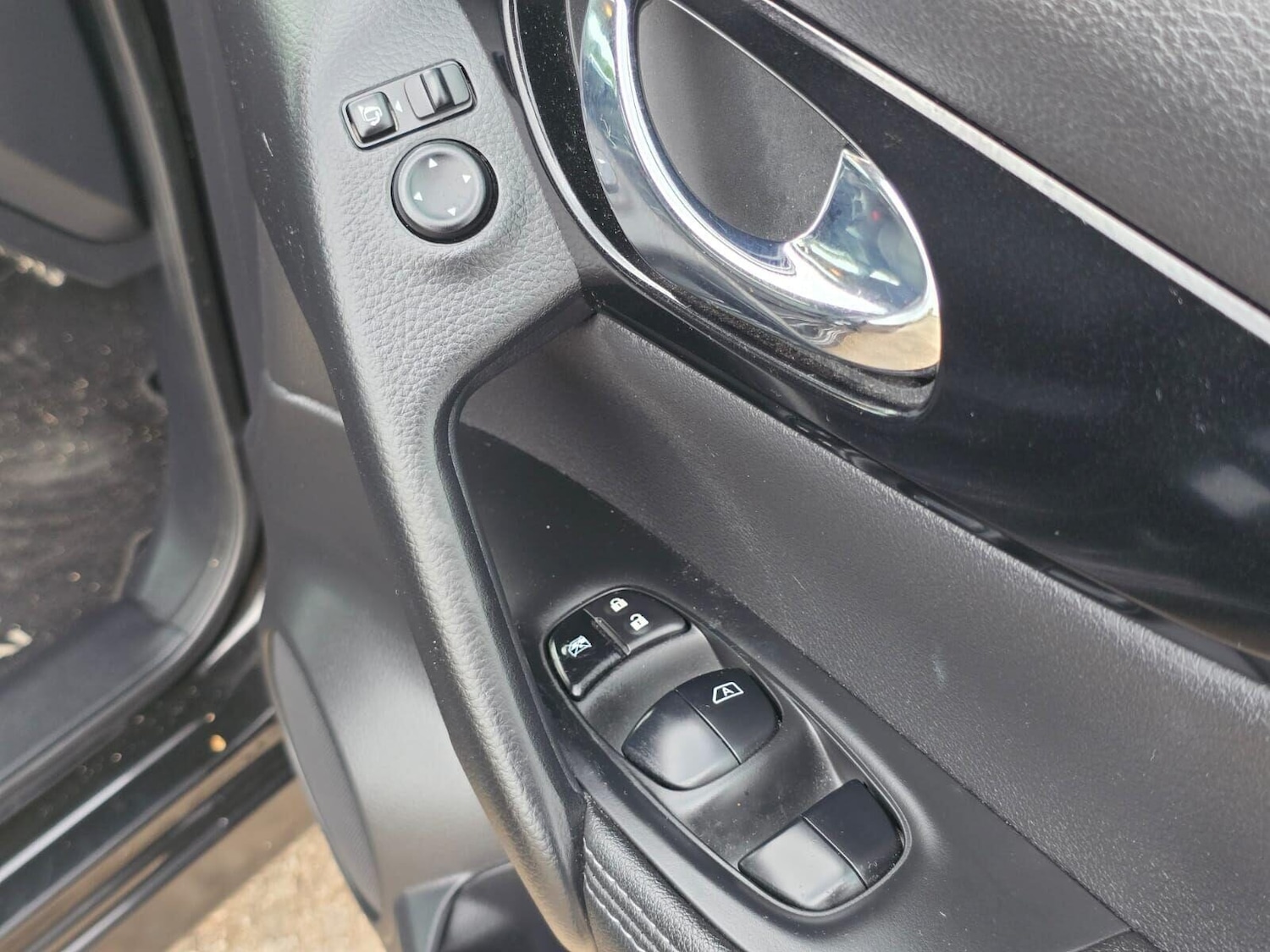 Used Nissan Qashqai 2015 for sale - 75705058: Photo 33