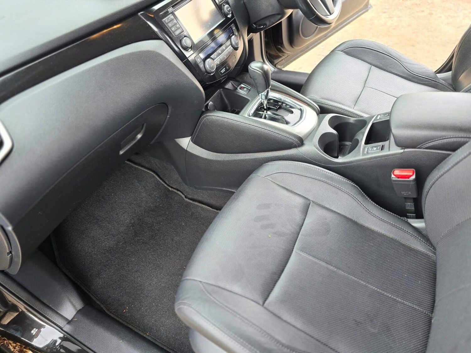 Used Nissan Qashqai 2015 for sale - 75705058: Photo 41