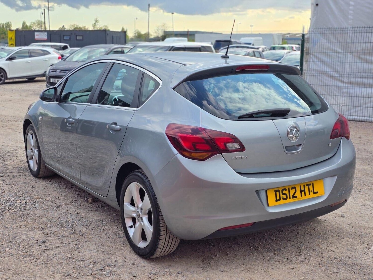 Used Vauxhall Astra 2012 for sale - 77137086: Photo 28