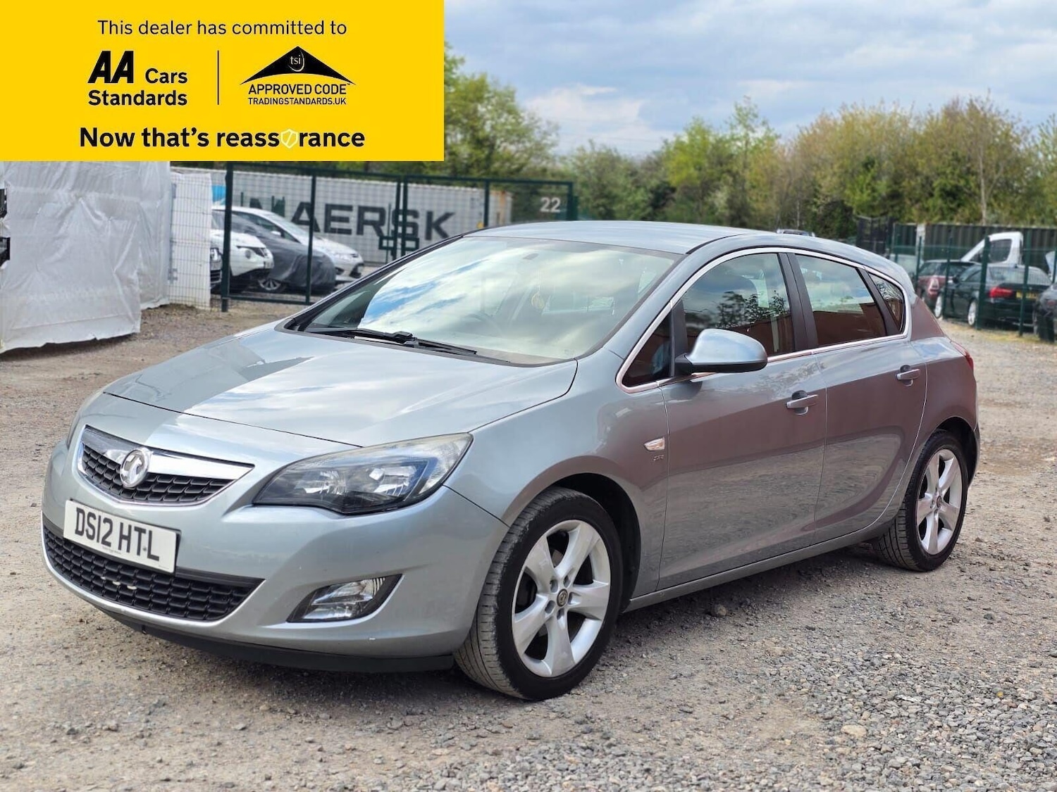 Used Vauxhall Astra 2012 for sale - 77137086: Photo 3