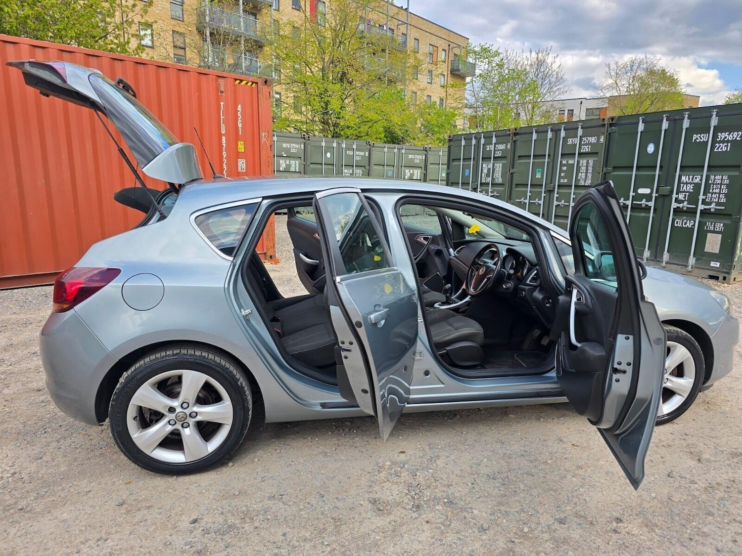 Used Vauxhall Astra 2012 for sale - 77137086: Photo 33