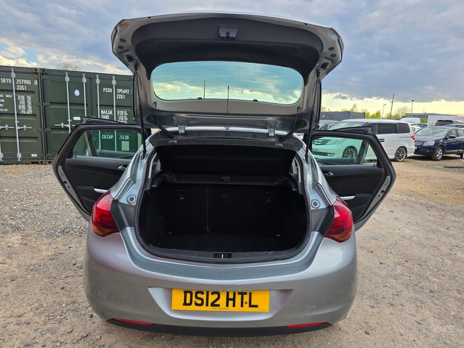 Used Vauxhall Astra 2012 for sale - 77137086: Photo 37