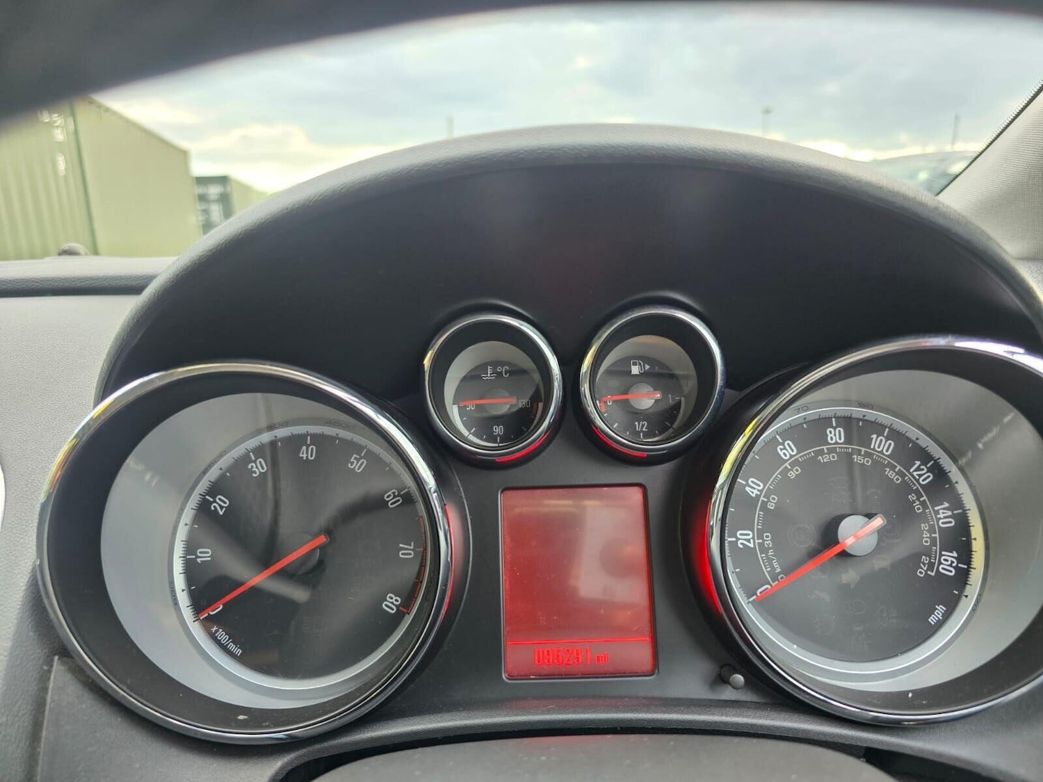 Used Vauxhall Astra 2012 for sale - 77137086: Photo 52