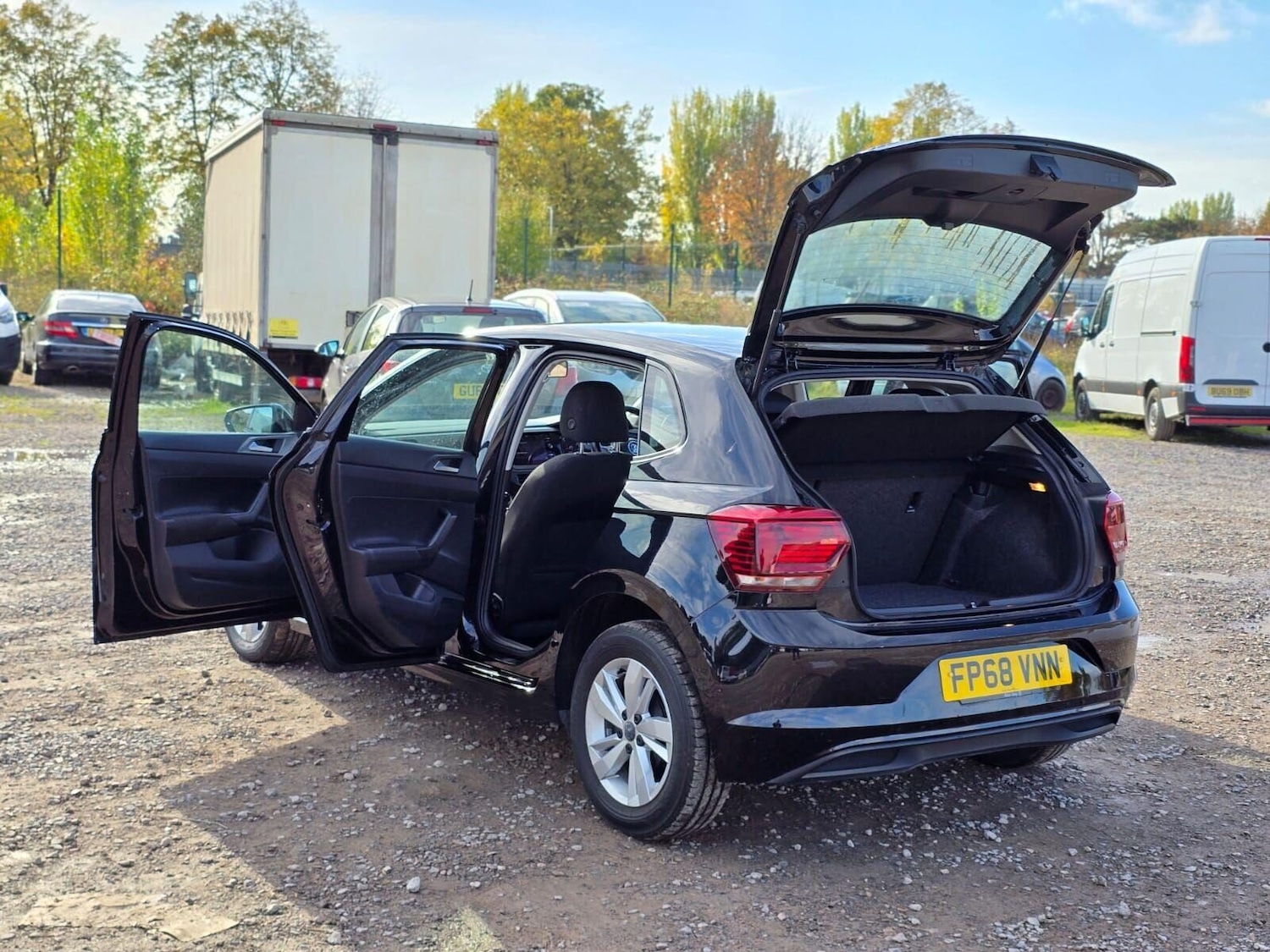 Used Volkswagen Polo 2018 for sale - 76577142: Photo 10