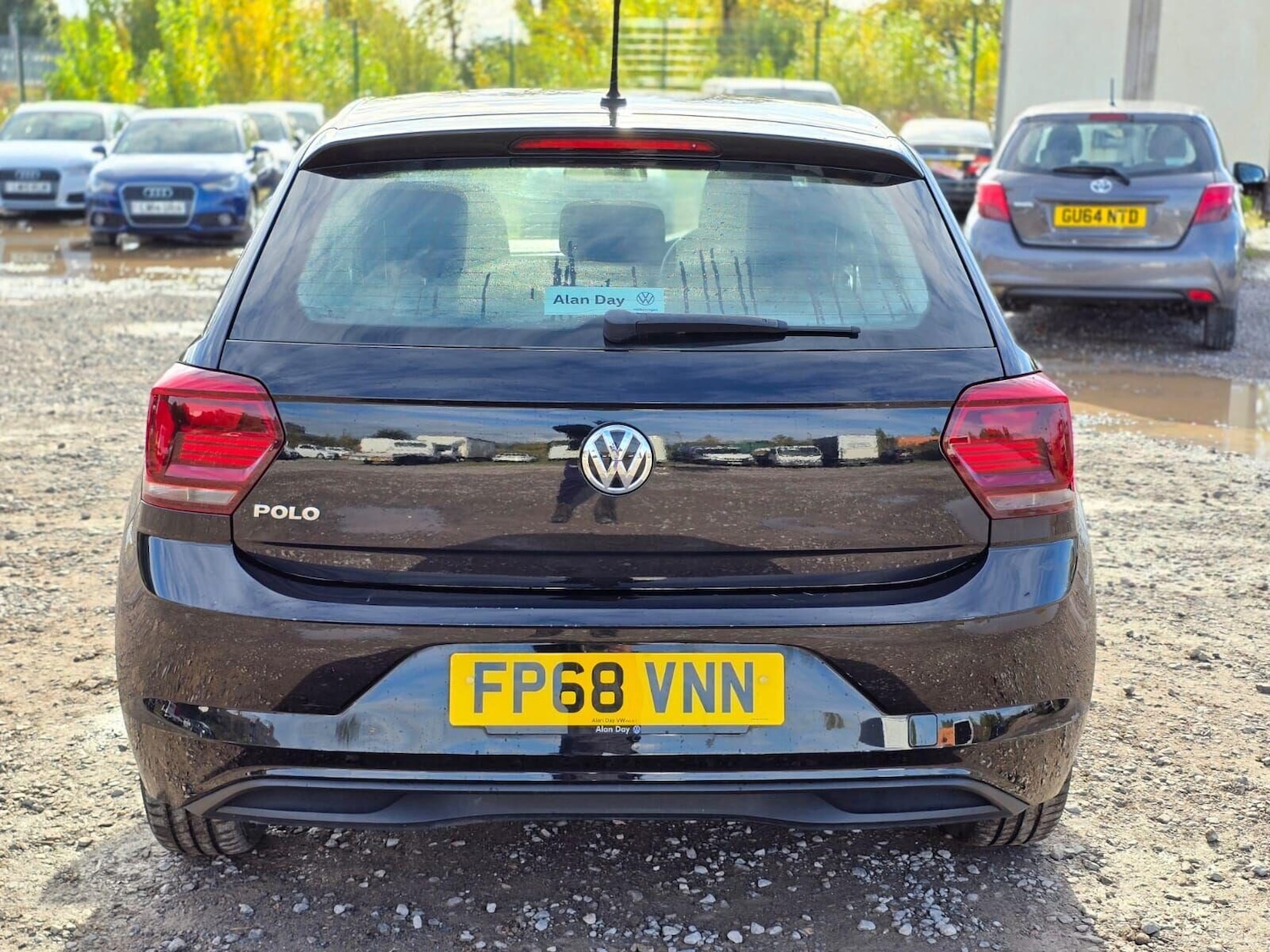 Used Volkswagen Polo 2018 for sale - 76577142: Photo 11