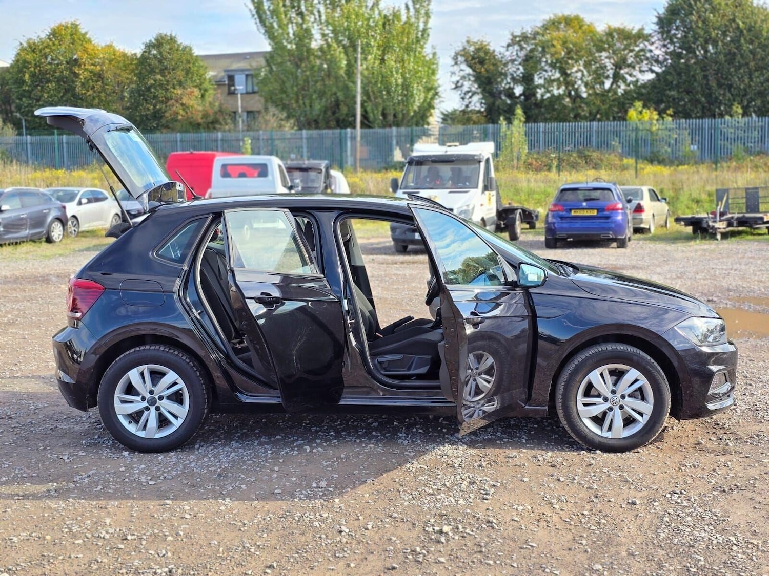Used Volkswagen Polo 2018 for sale - 76577142: Photo 13