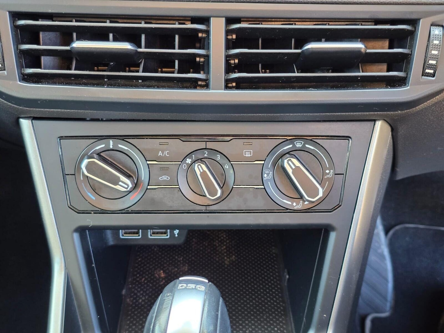 Used Volkswagen Polo 2018 for sale - 76577142: Photo 29