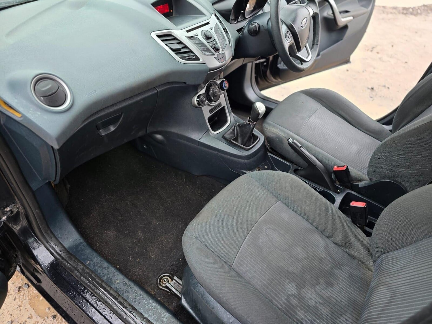 Used Ford Fiesta 2011 for sale - 77199317: Photo 18