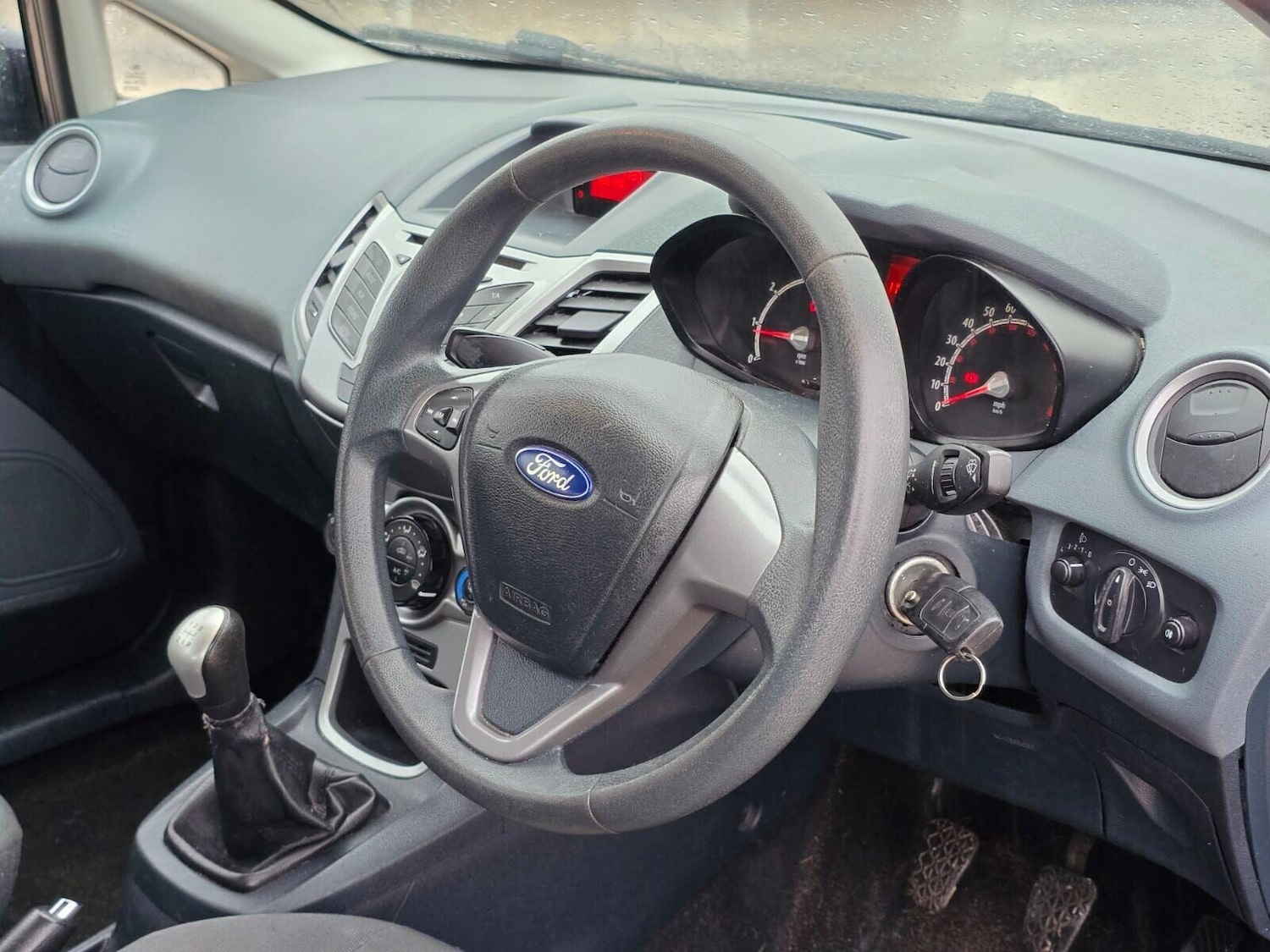 Used Ford Fiesta 2011 for sale - 77199317: Photo 20