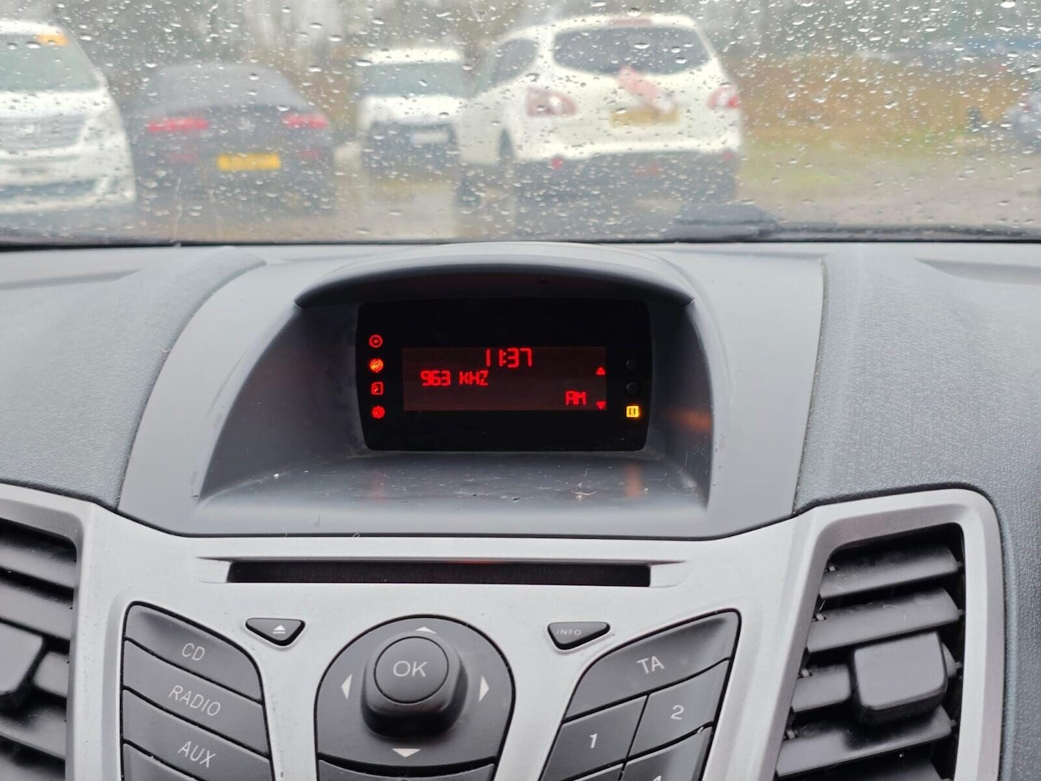 Used Ford Fiesta 2011 for sale - 77199317: Photo 29