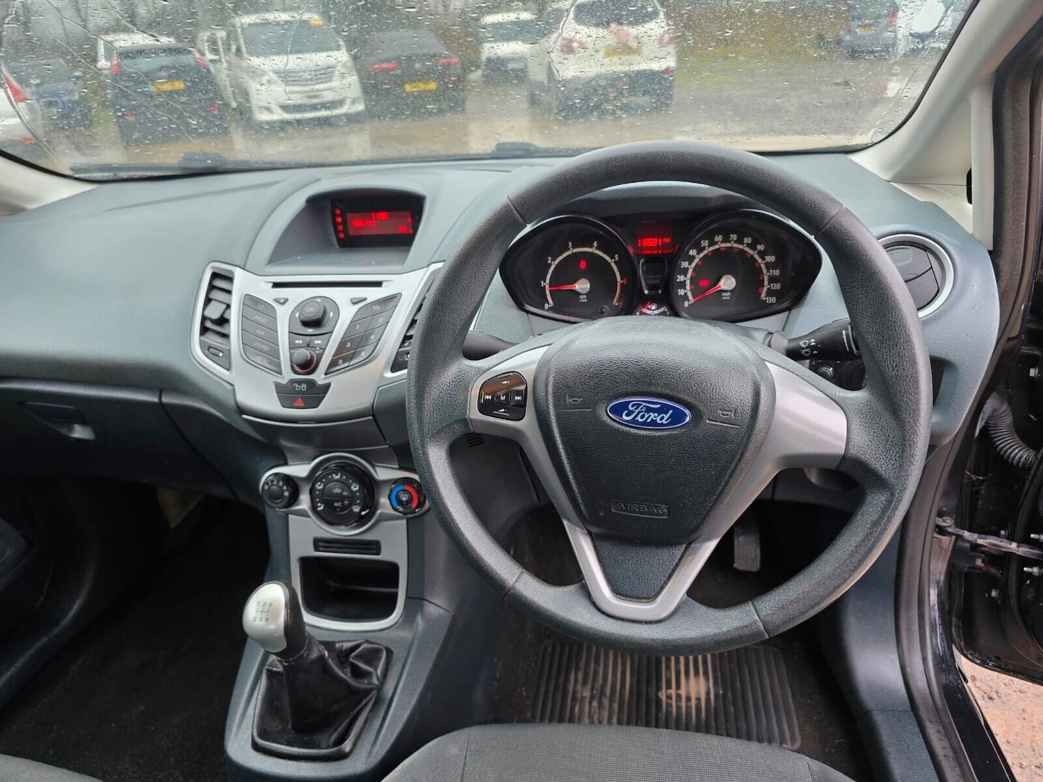 Used Ford Fiesta 2011 for sale - 77199317: Photo 35