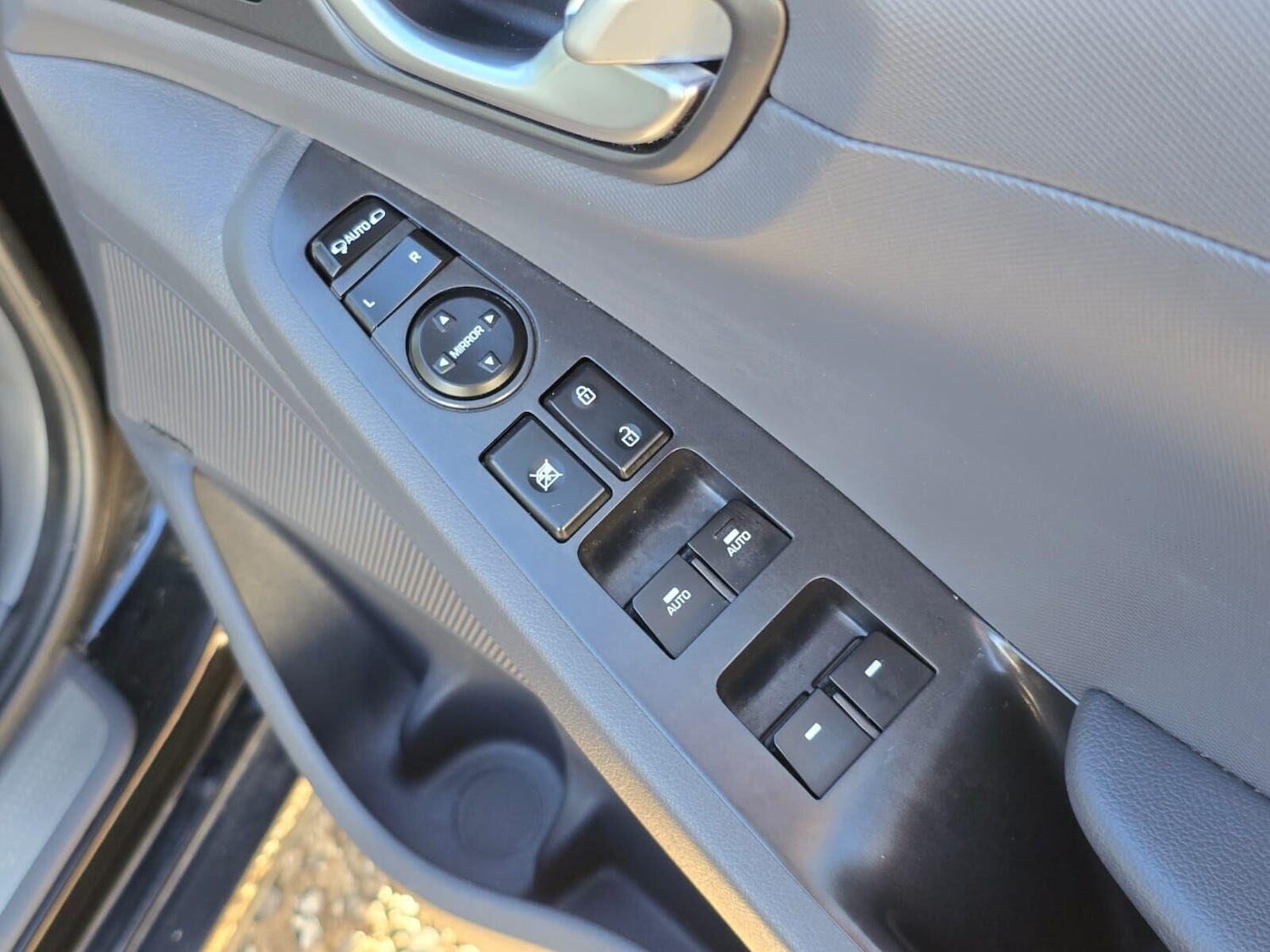 Used Hyundai IONIQ 2018 for sale - 76245872: Photo 63