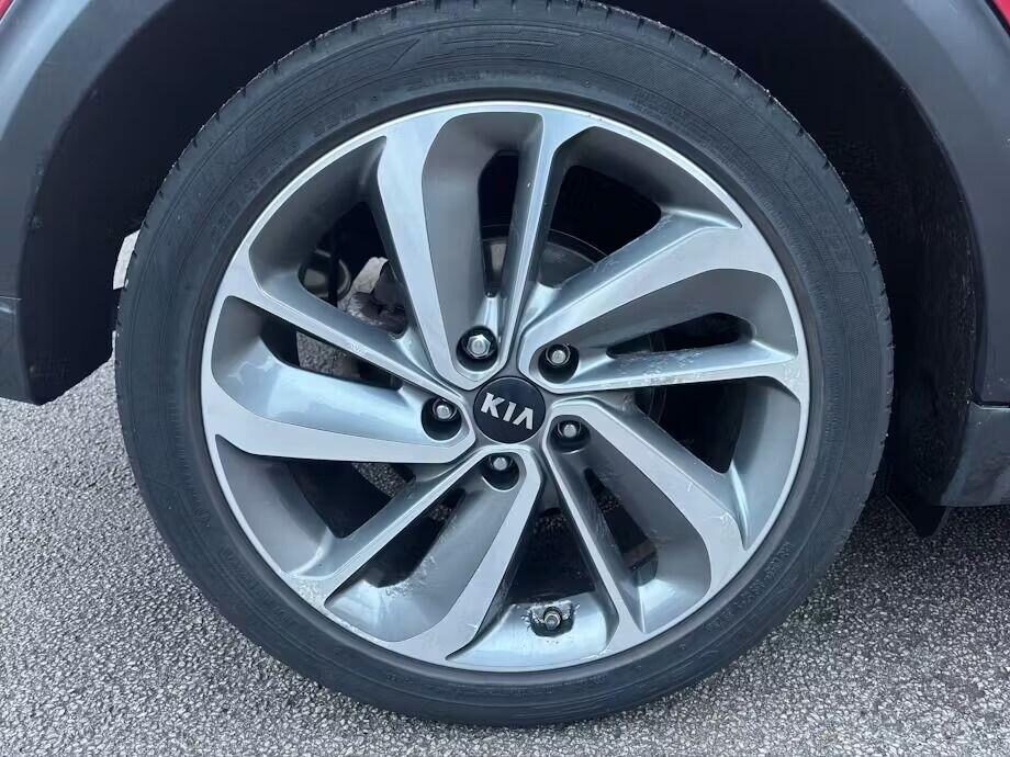 Used Kia Niro 2017 for sale - 76895900: Photo 9