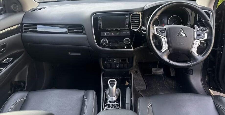 Used Mitsubishi Outlander 2016 for sale - 76665004: Photo 5