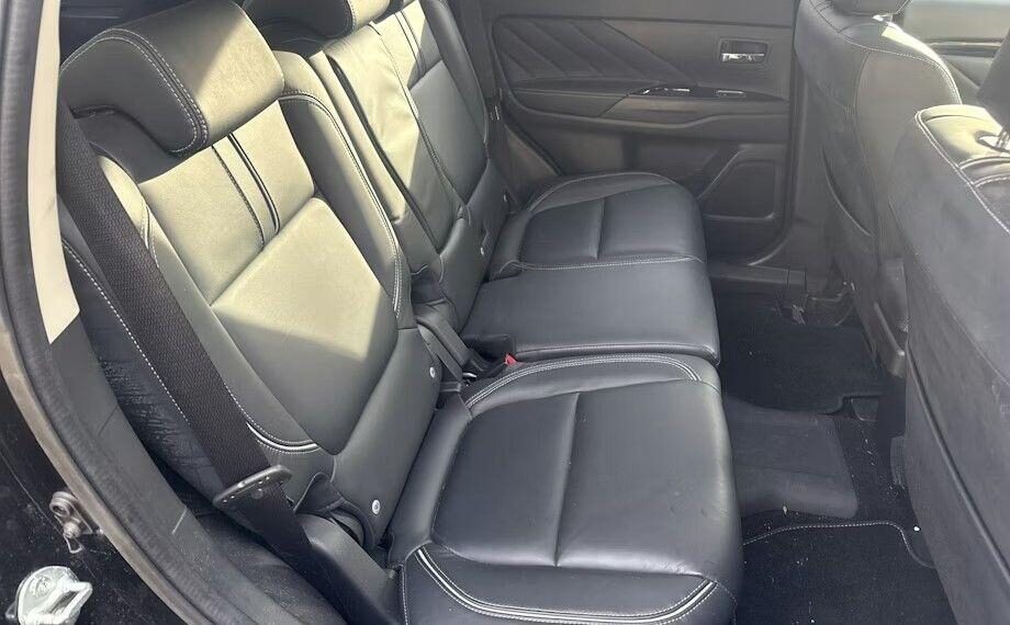 Used Mitsubishi Outlander 2016 for sale - 76665004: Photo 6