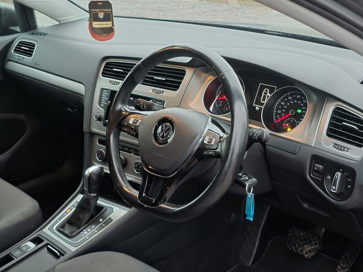 Used Volkswagen Golf 2014 for sale - 76809247: Photo 14