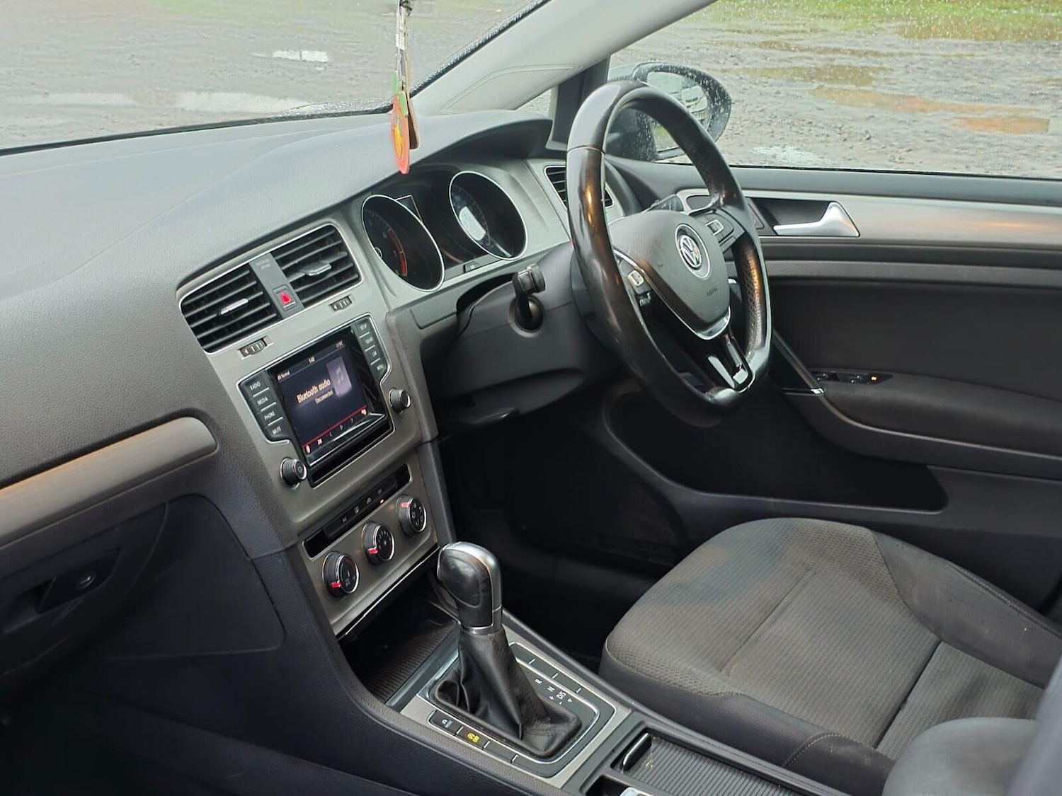 Used Volkswagen Golf 2014 for sale - 76809247: Photo 15