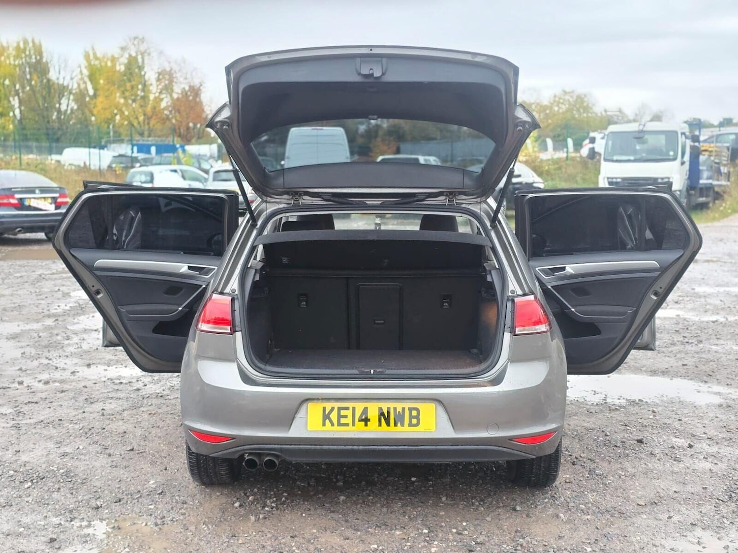 Used Volkswagen Golf 2014 for sale - 76809247: Photo 29