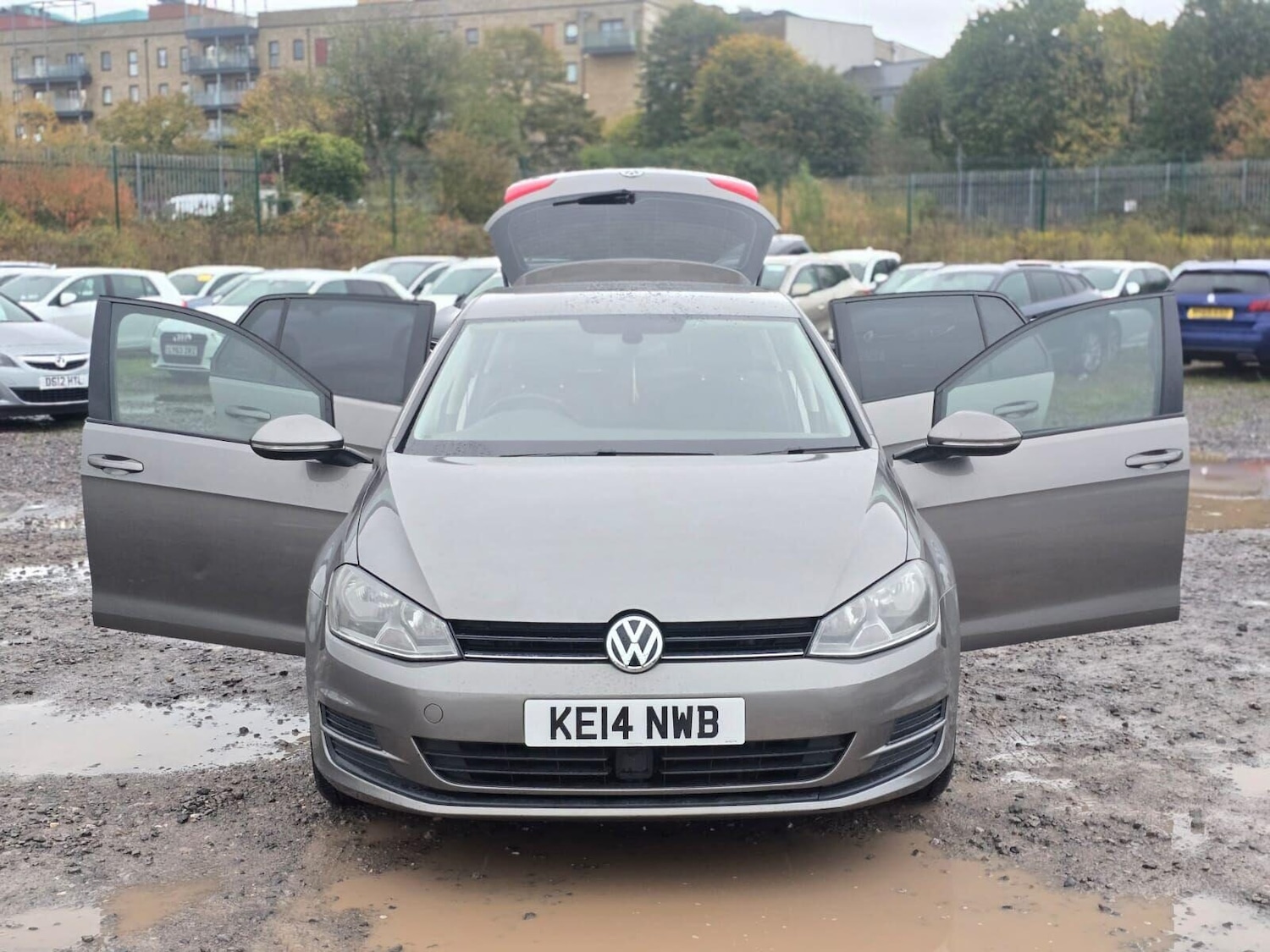 Used Volkswagen Golf 2014 for sale - 76809247: Photo 7