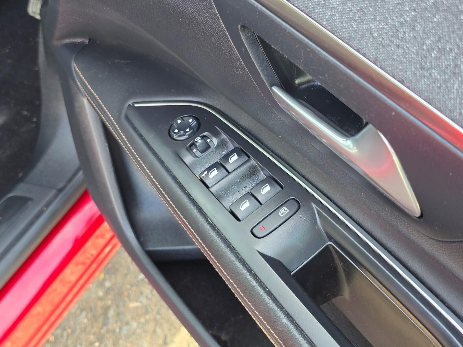 Used Peugeot 3008 2021 for sale - 76023873: Photo 32