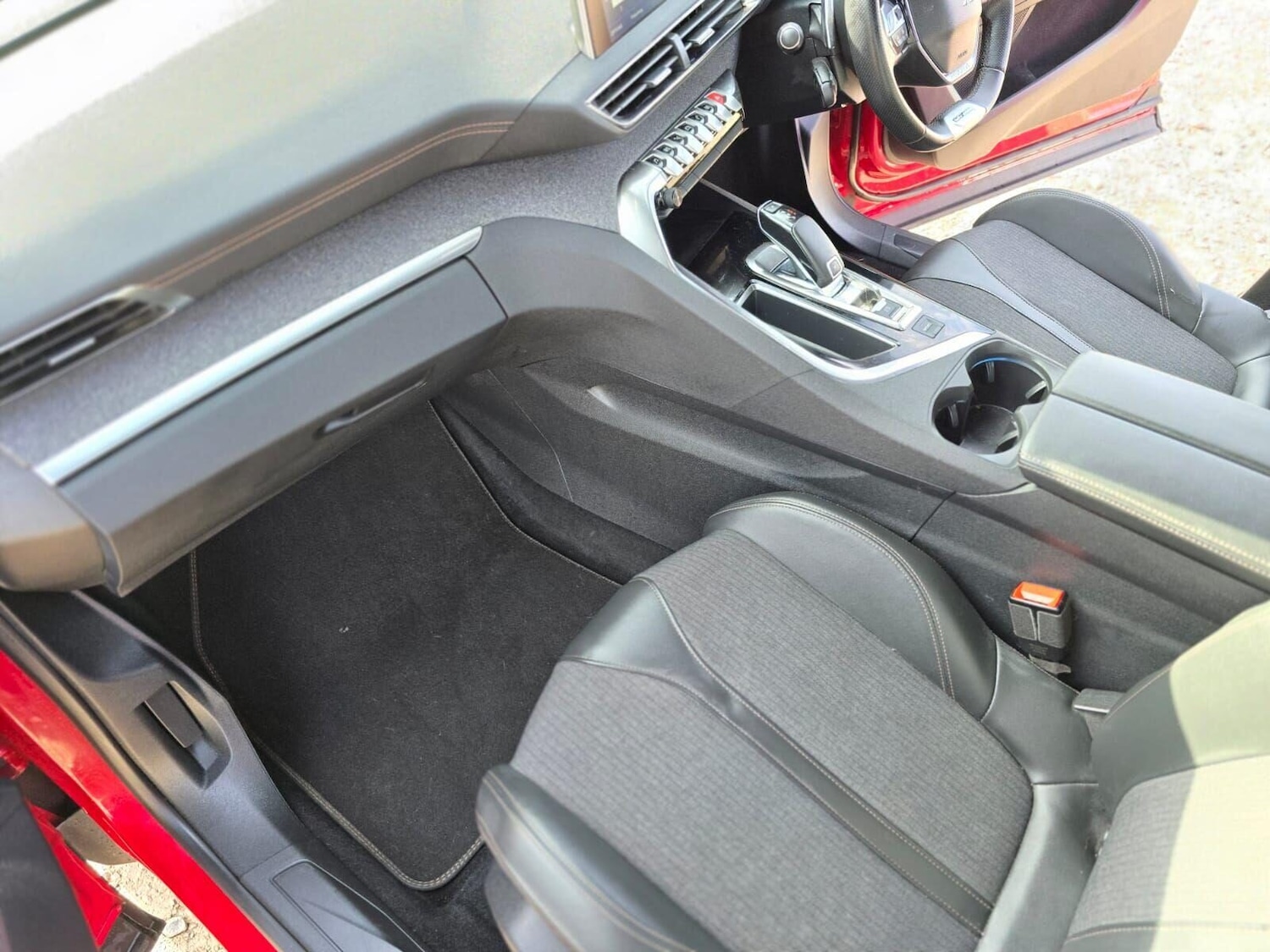 Used Peugeot 3008 2021 for sale - 76023873: Photo 42