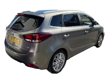 Used Kia Carens 2017 for sale - 78614411: Photo