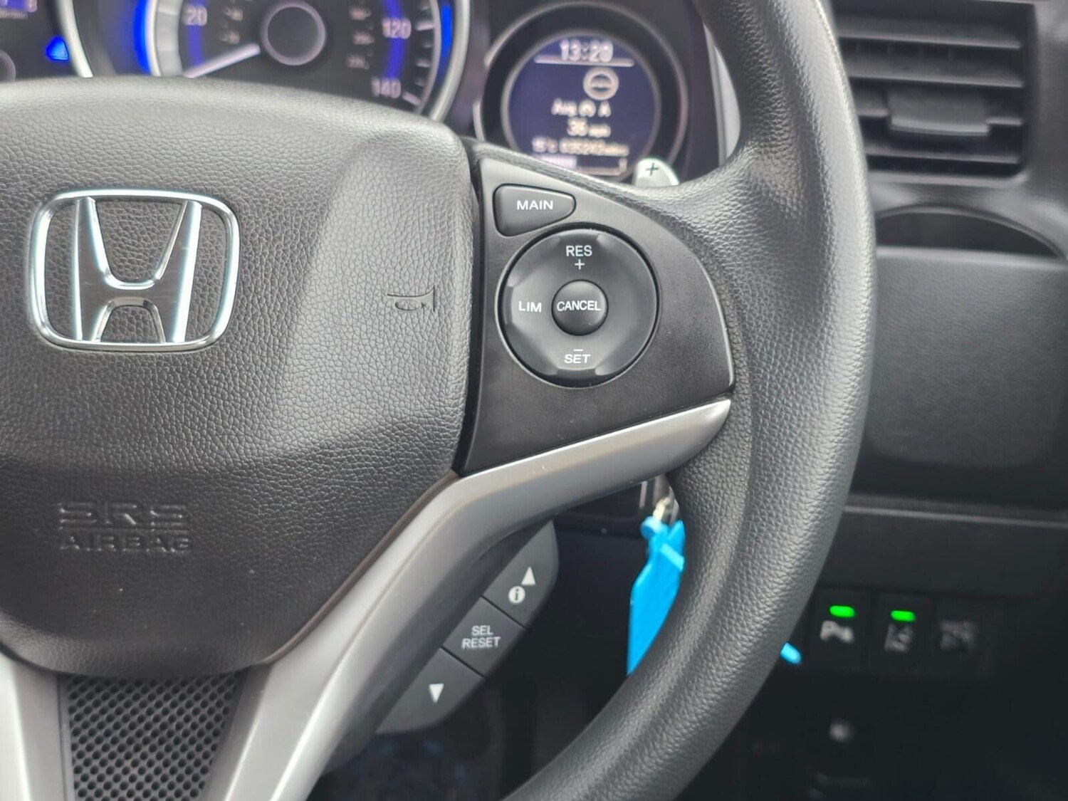 Used Honda Jazz 2017 for sale - 76119909: Photo 32