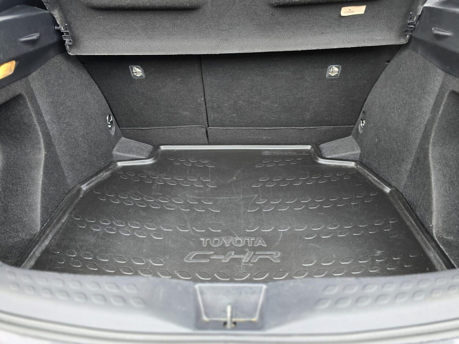 Used Toyota C-HR 2017 for sale - 77533829: Photo 32