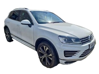Used Volkswagen Touareg 2016 for sale - 78353054: Photo
