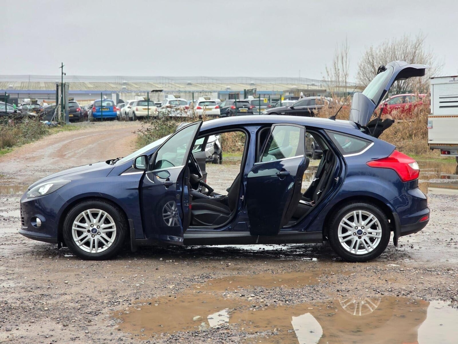 Used Ford Focus 2012 for sale - 77044763: Photo 11