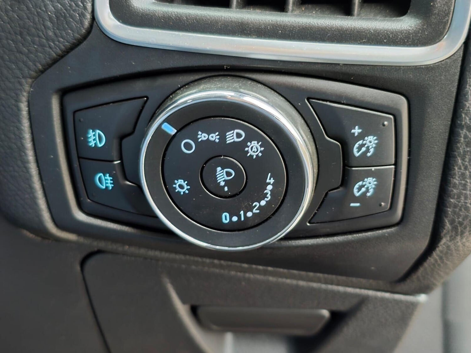 Used Ford Focus 2012 for sale - 77044763: Photo 24