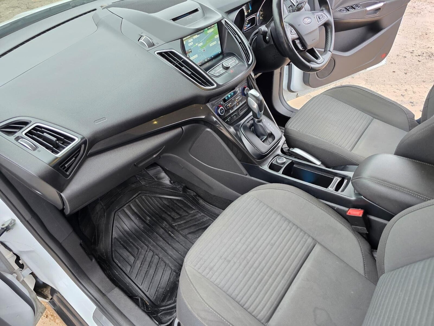 Used Ford Grand C-Max 2015 for sale - 76883900: Photo 39