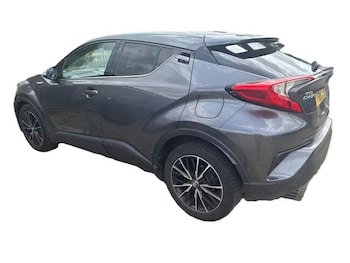 Used Toyota C-HR 2018 for sale - 78633119: Photo
