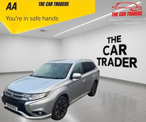 Used Mitsubishi Outlander 2018 for sale - 76304990: Photo 2