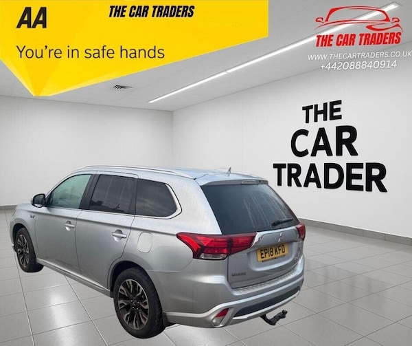 Used Mitsubishi Outlander 2018 for sale - 76304990: Photo 4