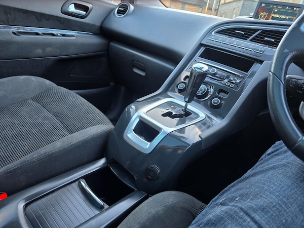 Used Peugeot 5008 2015 for sale - 75426182: Photo 21